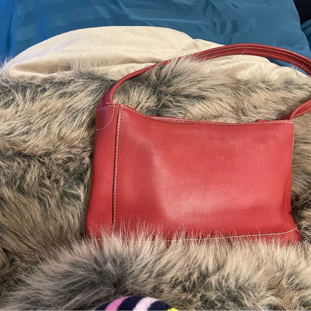 Coach red leather bag - Picture 2 of 9